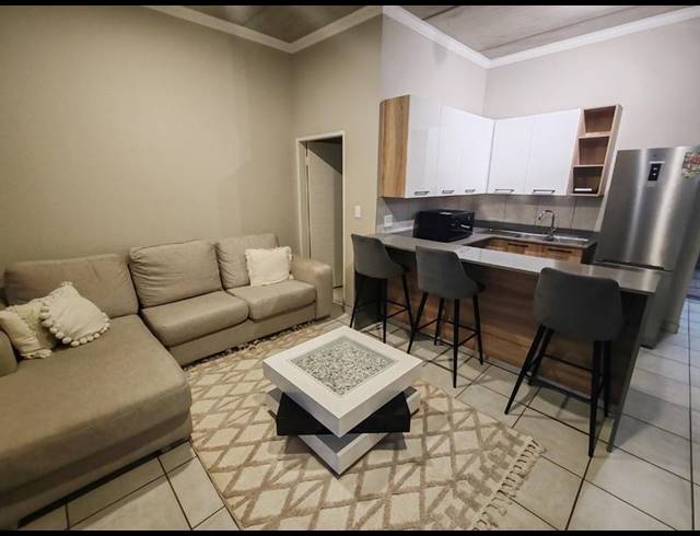 2 BEDROOM TOWNHOUSE FOR SALE IN MONTANA